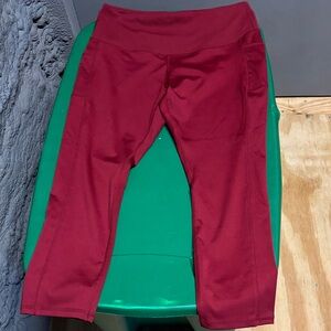 Chic Maroon Leggings for Women
